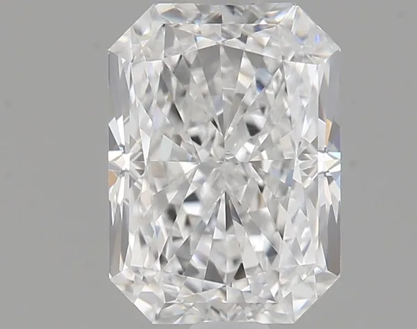 0.72ct RADIANT E VVS1 Natural diamond