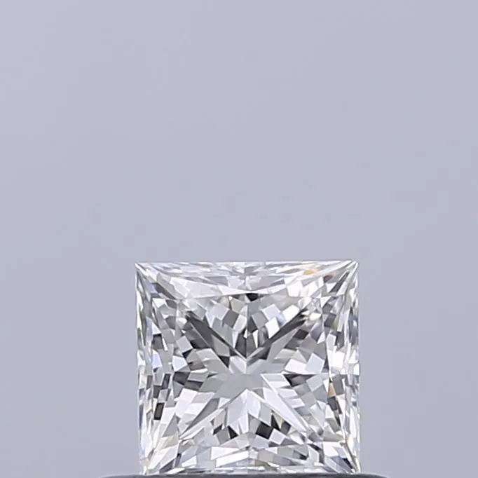 0.42ct PRINCESS E VVS1 Natural diamond