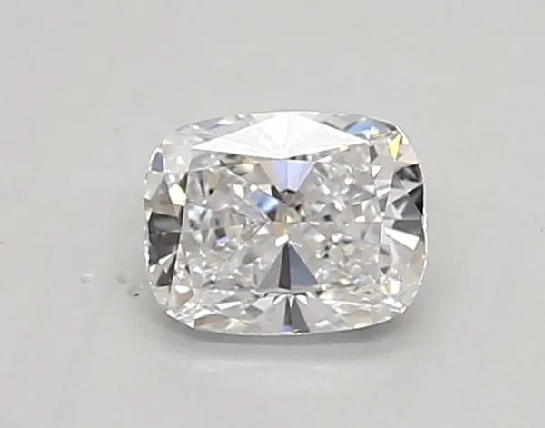 0.45ct CUSHION D VVS2 Lab diamond