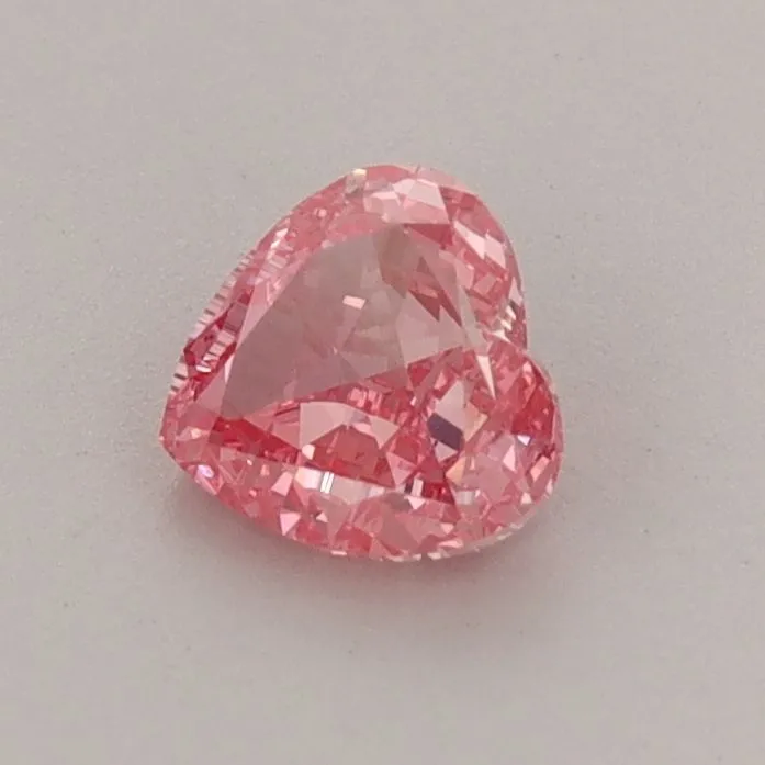 0.55ct HEART Fancy Vivid Pink VS2 Coloured Lab diamond