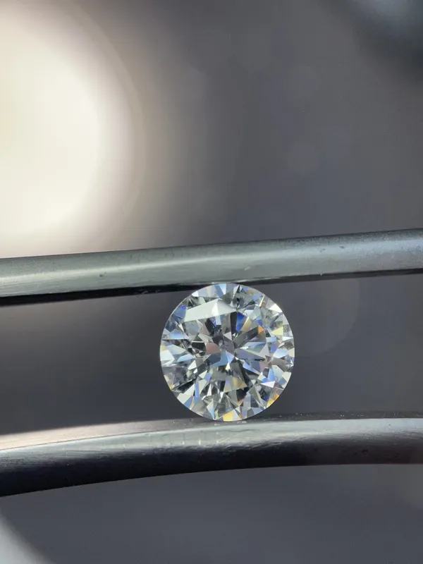 1.01ct ROUND G SI2 Natural diamond
