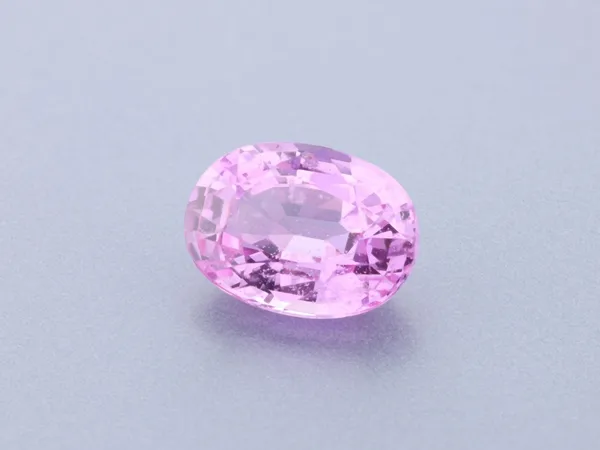 1ct Pink Sapphire, Oval cut gemstone