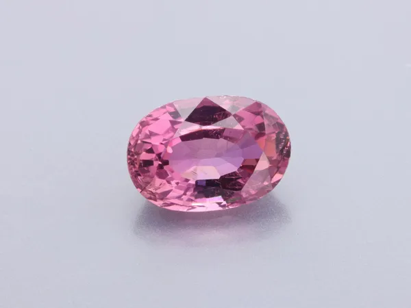 0.86ct Pink Tourmaline, Oval cut gemstone