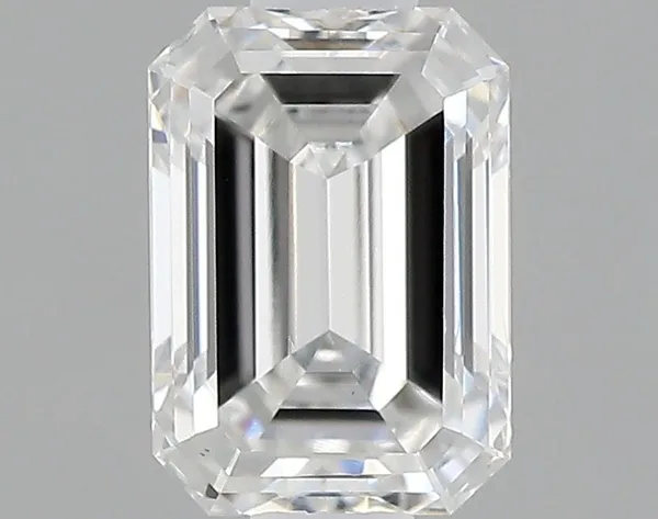 0.72ct EMERALD E VS1 Lab diamond