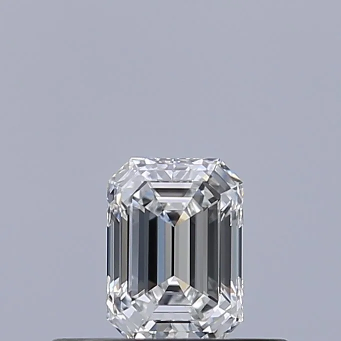 0.30ct EMERALD E VVS1 Natural diamond