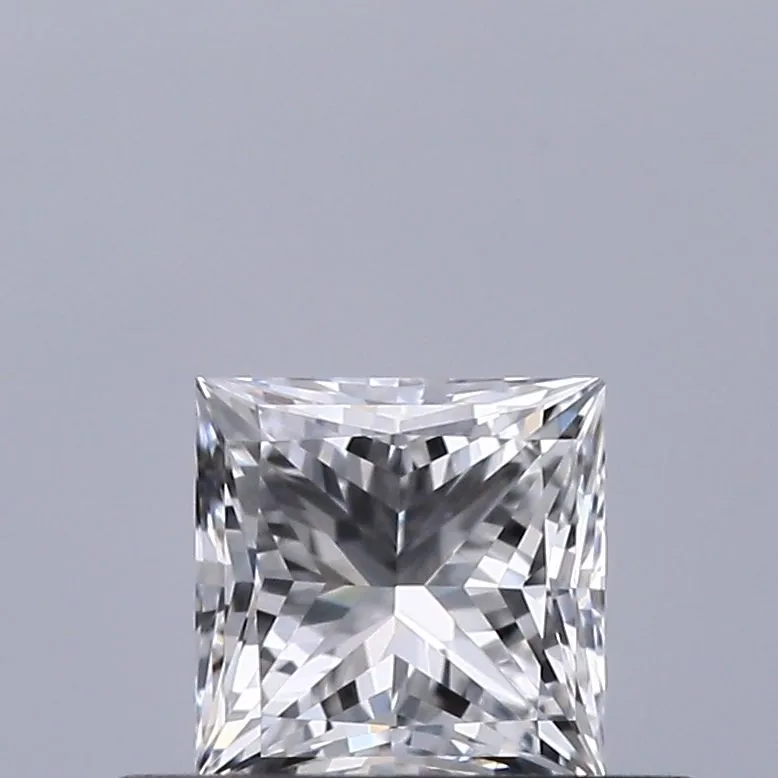 0.40ct PRINCESS D VVS1 Natural diamond