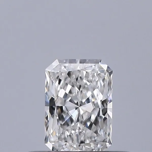 0.3ct RADIANT E IF Natural diamond
