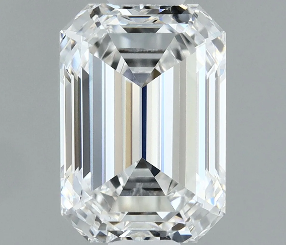 0.60ct EMERALD E IF Natural diamond