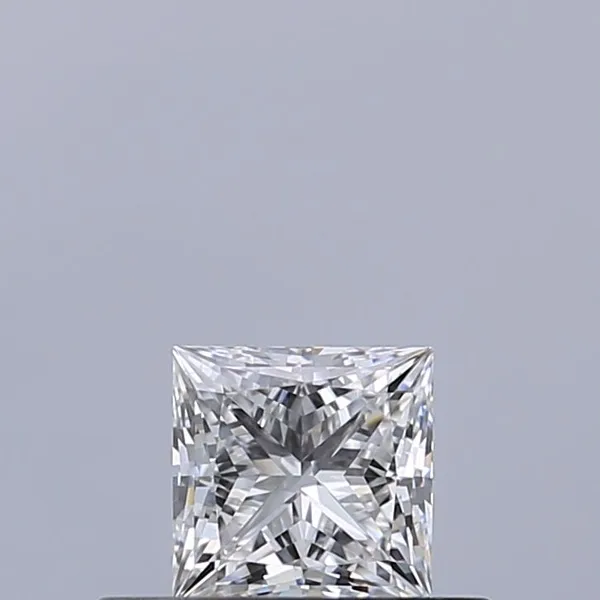 0.32ct PRINCESS D VVS1 Natural diamond