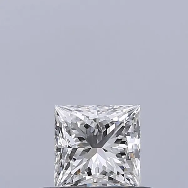 0.37ct PRINCESS G VVS1 Natural diamond