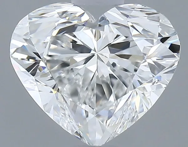 0.9ct HEART F VVS2 Natural diamond
