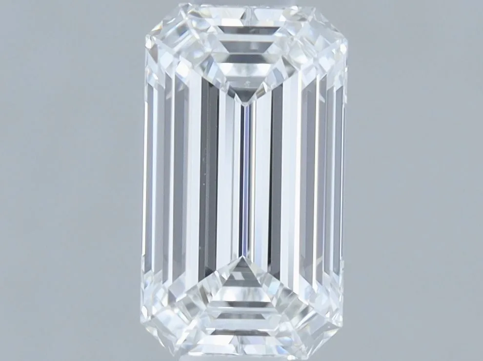0.57ct EMERALD E VVS1 Natural diamond
