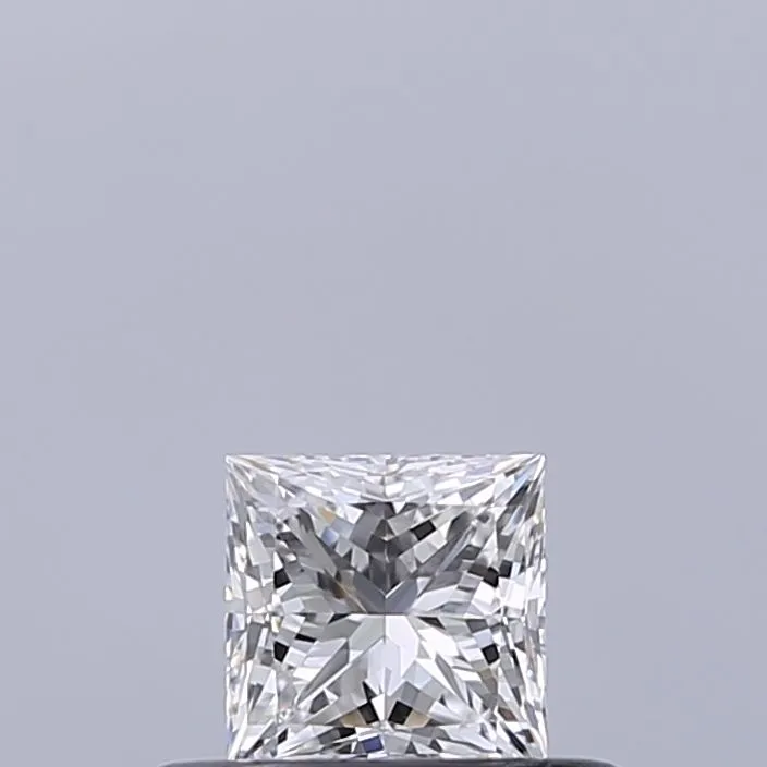 0.32ct PRINCESS D IF Natural diamond