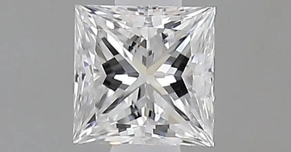 0.37ct PRINCESS D VVS1 Natural diamond