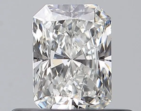 0.41ct RADIANT G VS2 Natural diamond