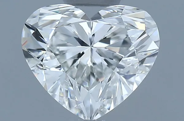 0.9ct HEART G VVS1 Natural diamond