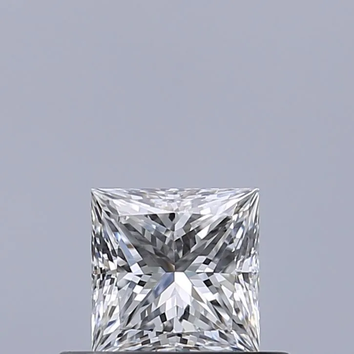 0.42ct PRINCESS D VVS2 Natural diamond