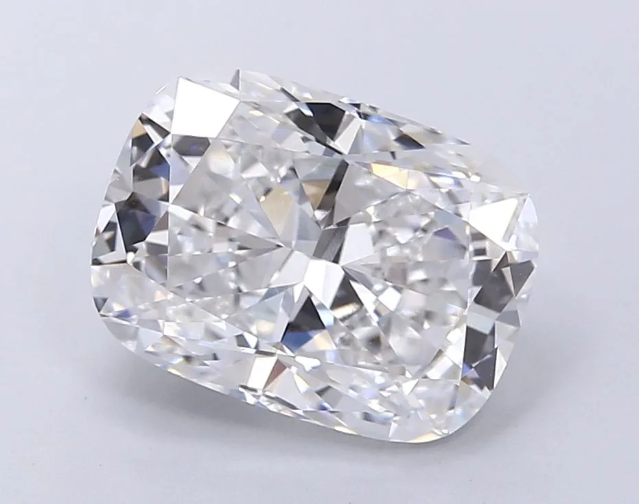 0.66ct CUSHION D VVS2 Lab Grown diamond