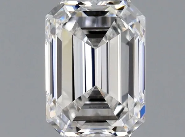 0.38ct EMERALD E VVS1 Natural diamond