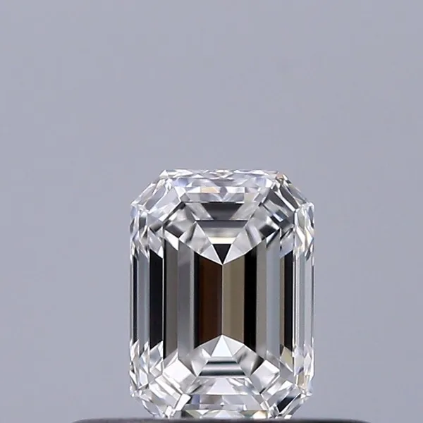 0.31ct EMERALD E VVS1 Natural diamond