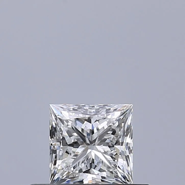 0.37ct PRINCESS D VVS2 Natural diamond