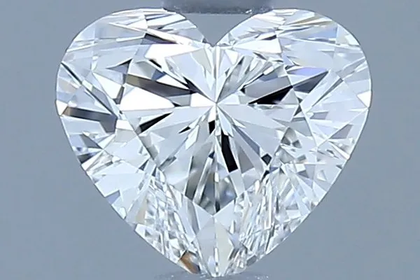 0.5ct HEART G VVS2 Natural diamond