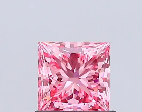 0.9ct PRINCESS Fancy Vivid Pink VVS2 Coloured Lab diamond