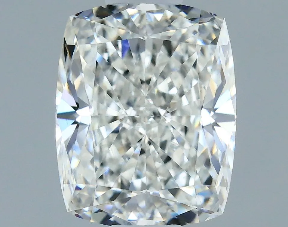 0.72ct CUSHION G VVS2 Natural diamond