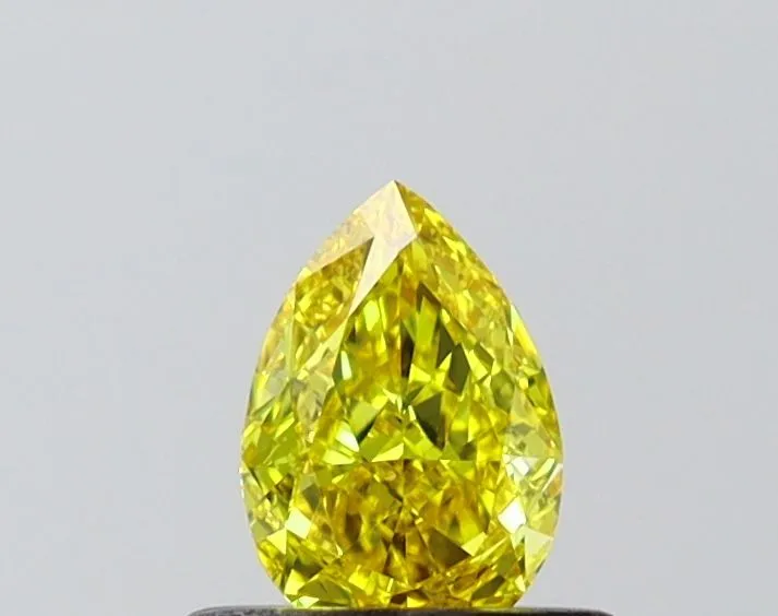 0.51ct PEAR Fancy Vivid Yellow VVS2 Coloured Lab diamond