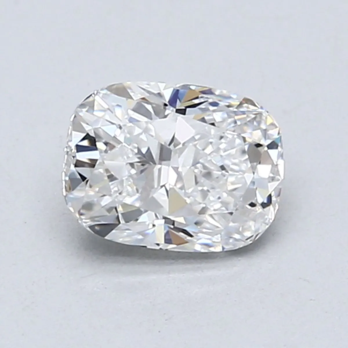 0.92ct CUSHION D VS2 Lab Grown diamond