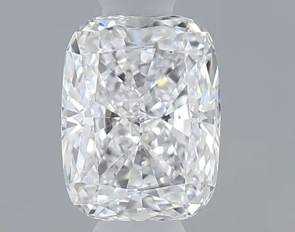 0.38ct CUSHION D IF Natural diamond