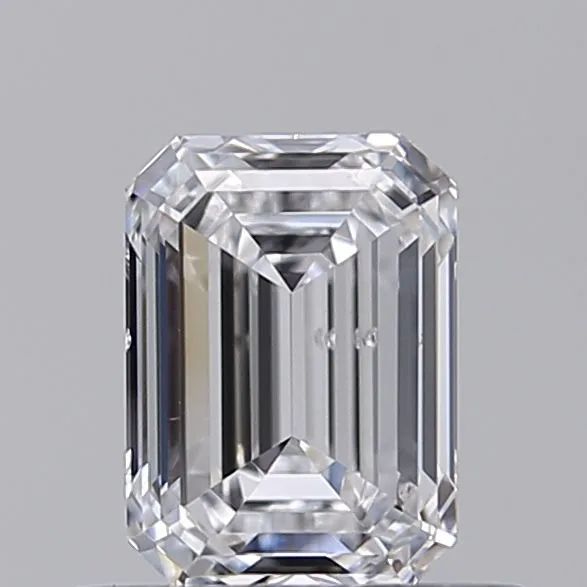 0.7ct EMERALD D SI1 Lab diamond