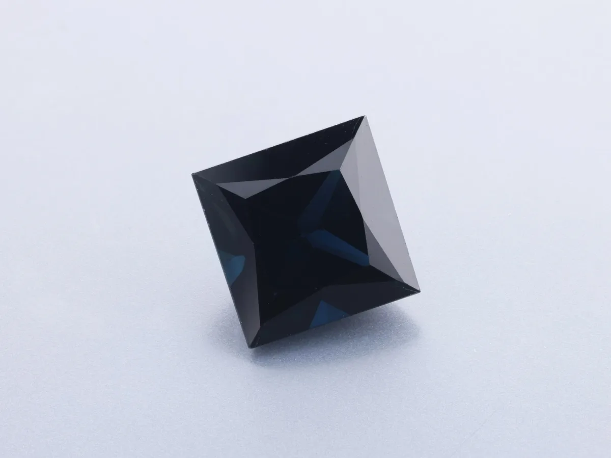 2.98ct Blue Sapphire, Square gemstone