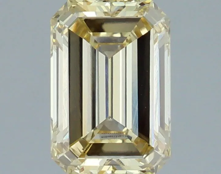 1.30ct EMERALD Fancy Light Yellow VVS2 Coloured Lab diamond