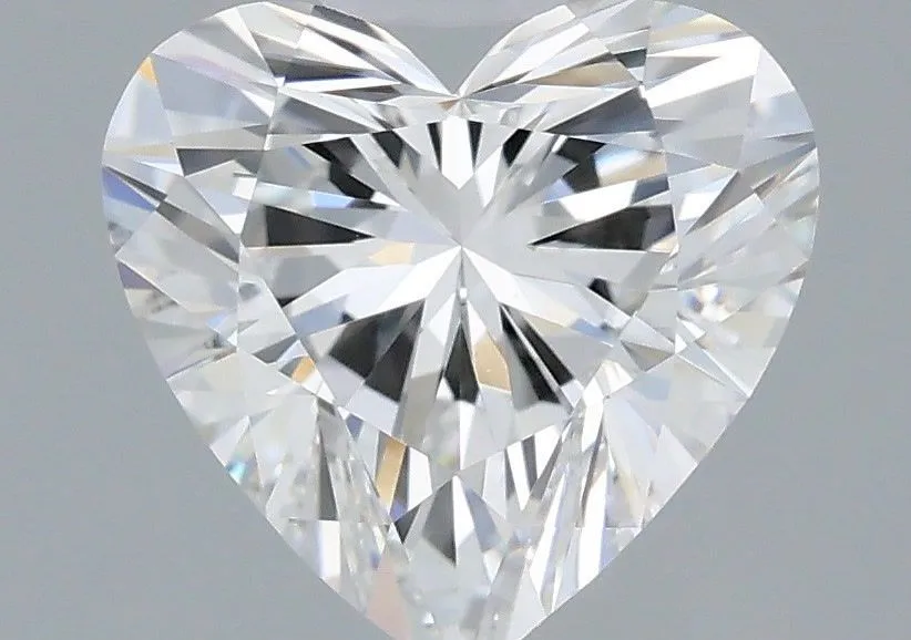 1.09ct HEART E VVS2 Lab Grown diamond