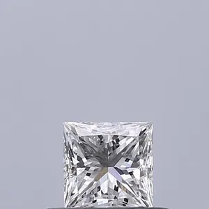 0.31ct PRINCESS E VVS1 Natural diamond