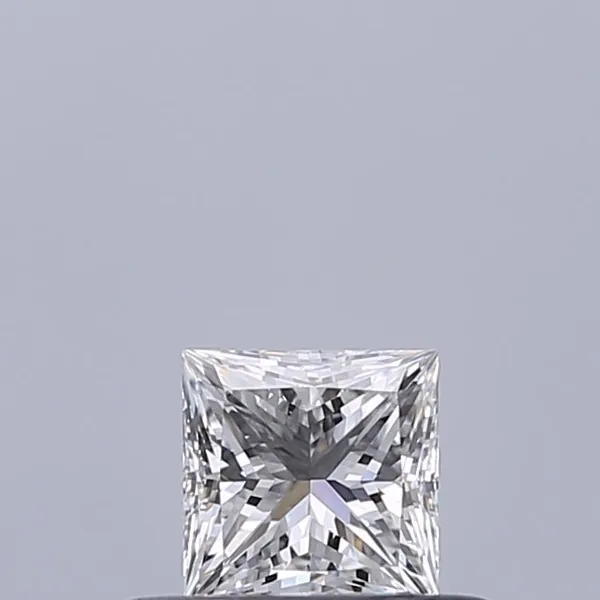 0.31ct PRINCESS E VVS1 Natural diamond
