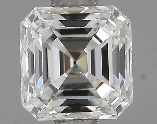 0.9ct EMERALD H SI1 Natural diamond