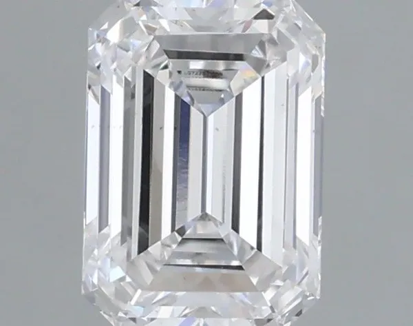 0.57ct EMERALD E VS1 Lab diamond