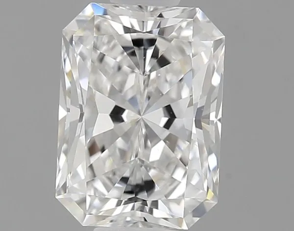 0.8ct RADIANT E VS1 Natural diamond