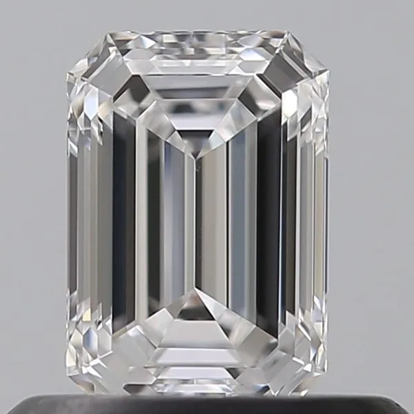 0.51ct EMERALD D VVS1 Natural diamond