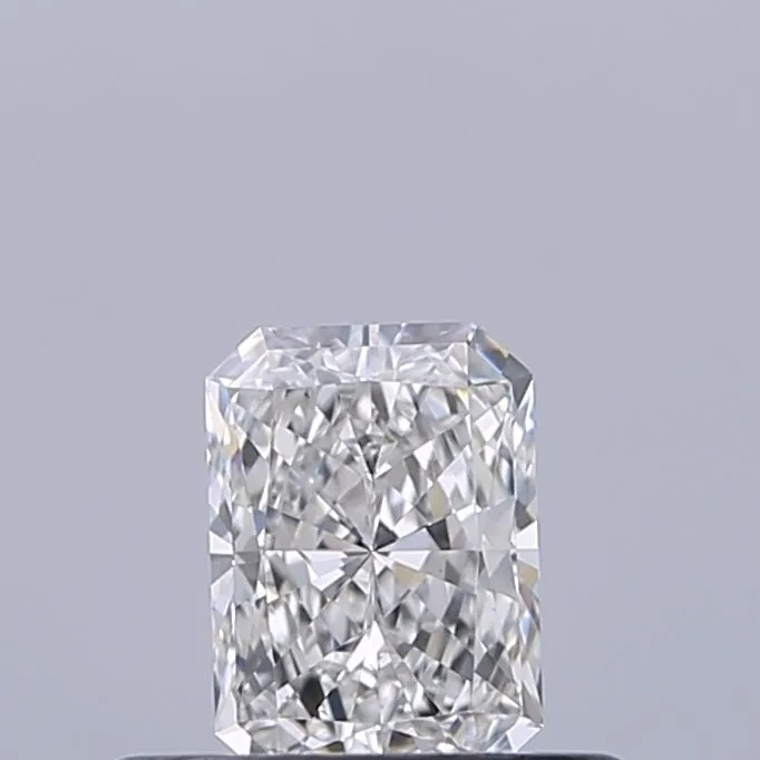 0.32ct RADIANT E VS1 Natural diamond
