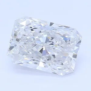0.7ct RADIANT E SI1 Lab diamond
