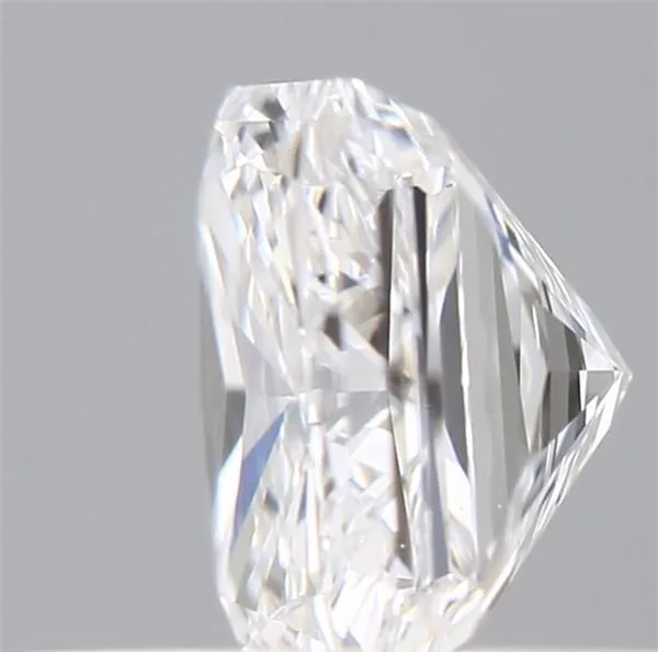 0.45ct RADIANT D VS1 Natural diamond