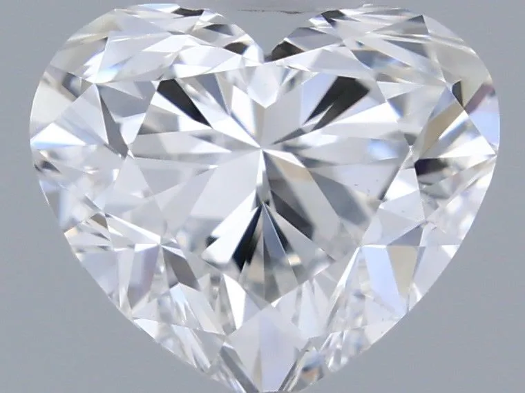 0.73ct HEART E VS1 Natural diamond
