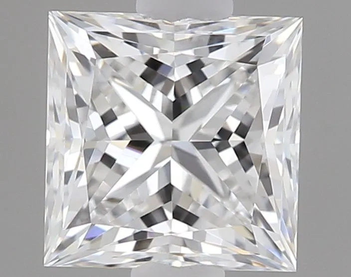 0.55ct PRINCESS F VVS2 Natural diamond