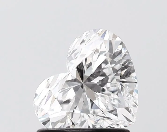 1.07ct HEART E VS1 Lab Grown diamond
