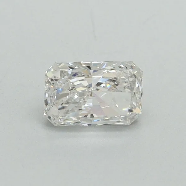 0.6ct RADIANT E VS1 Lab diamond