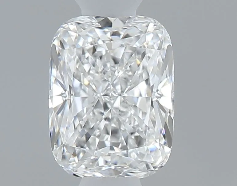 0.35ct CUSHION E VS1 Natural diamond