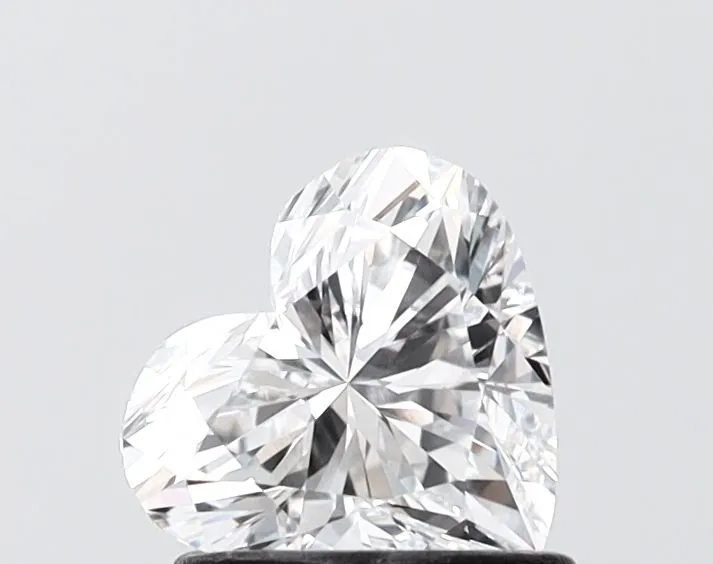 1.00ct HEART D VVS2 Lab Grown diamond